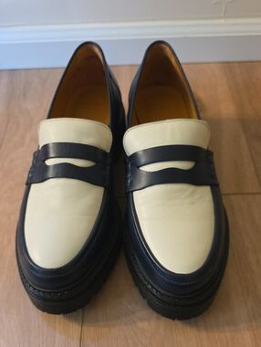 Sezane Women's Two-Tone Leather Penny Loafers in Cream and Navy